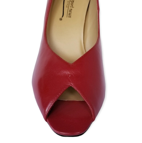 Newport News Red Leather Open Toe High Heel Shoes Woman's Size 8.5 - Picture 5 of 10